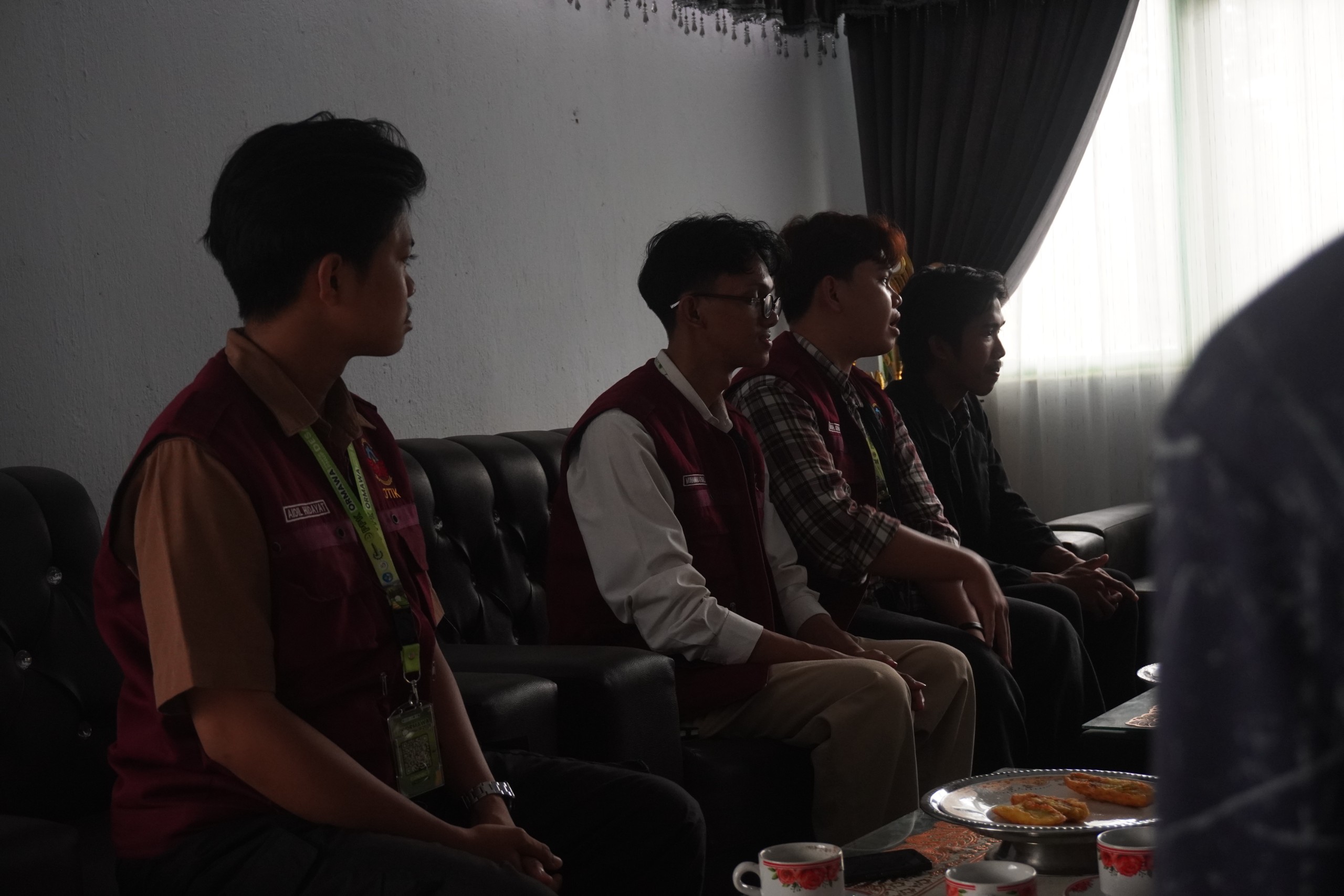 Audensi ke Kantor Kecamatan Sinjai Tengah