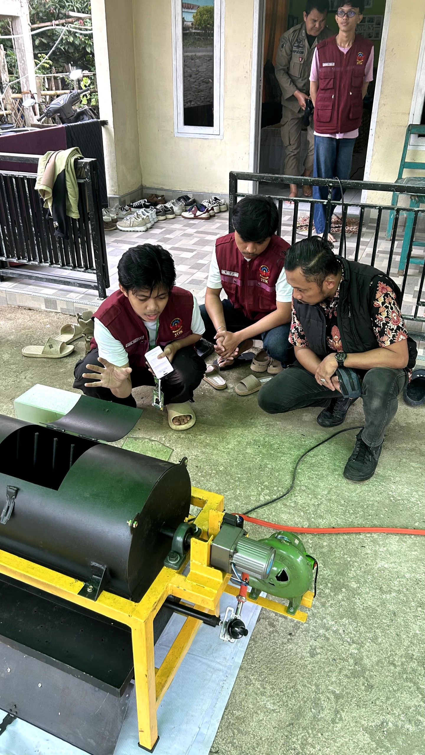 Kunjungan Camat Sinjai Tengah ke Posko PPKO HIMATIK PNUP 2026